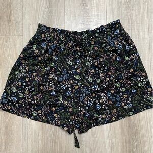 DR2 Black Floral High Waist Women's Shorts